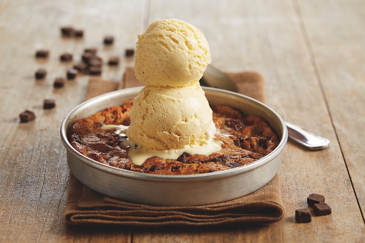 BJ's Restaurants photo 2